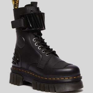 Doc Marten Audrick 10I boots